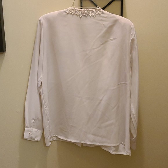 Blouse by Kathy Che - Picture 2 of 5